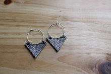 Load image into Gallery viewer, Small Silver Hoop with Pewter Leather Arrowhead
